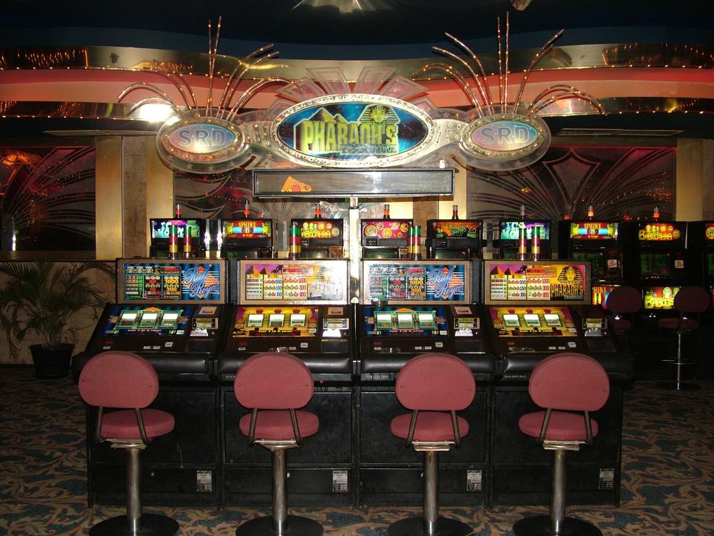 Ambassador Hotel & Casino Paramaribo Buitenkant foto